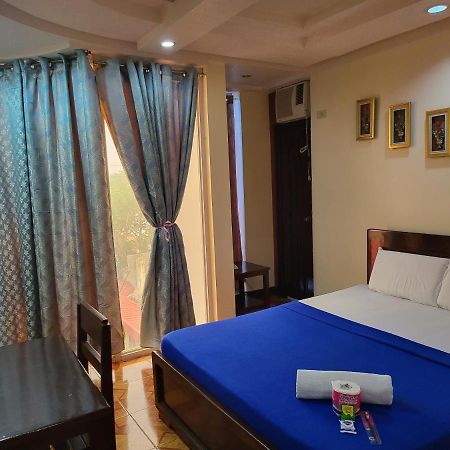 Rooms R Us - Voyagers Palace Puerto Princesa Exterior foto