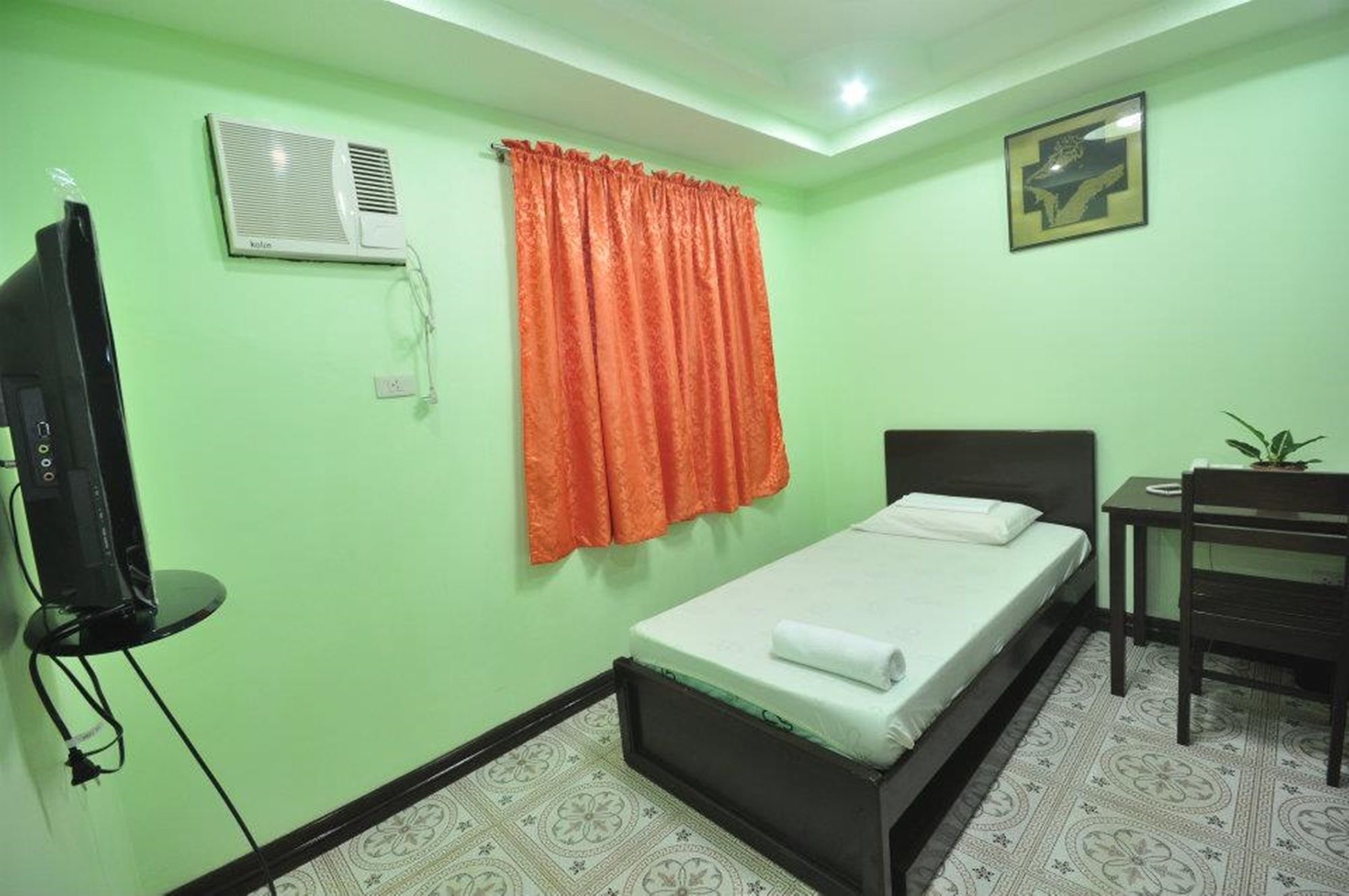 Rooms R Us - Voyagers Palace Puerto Princesa Exterior foto