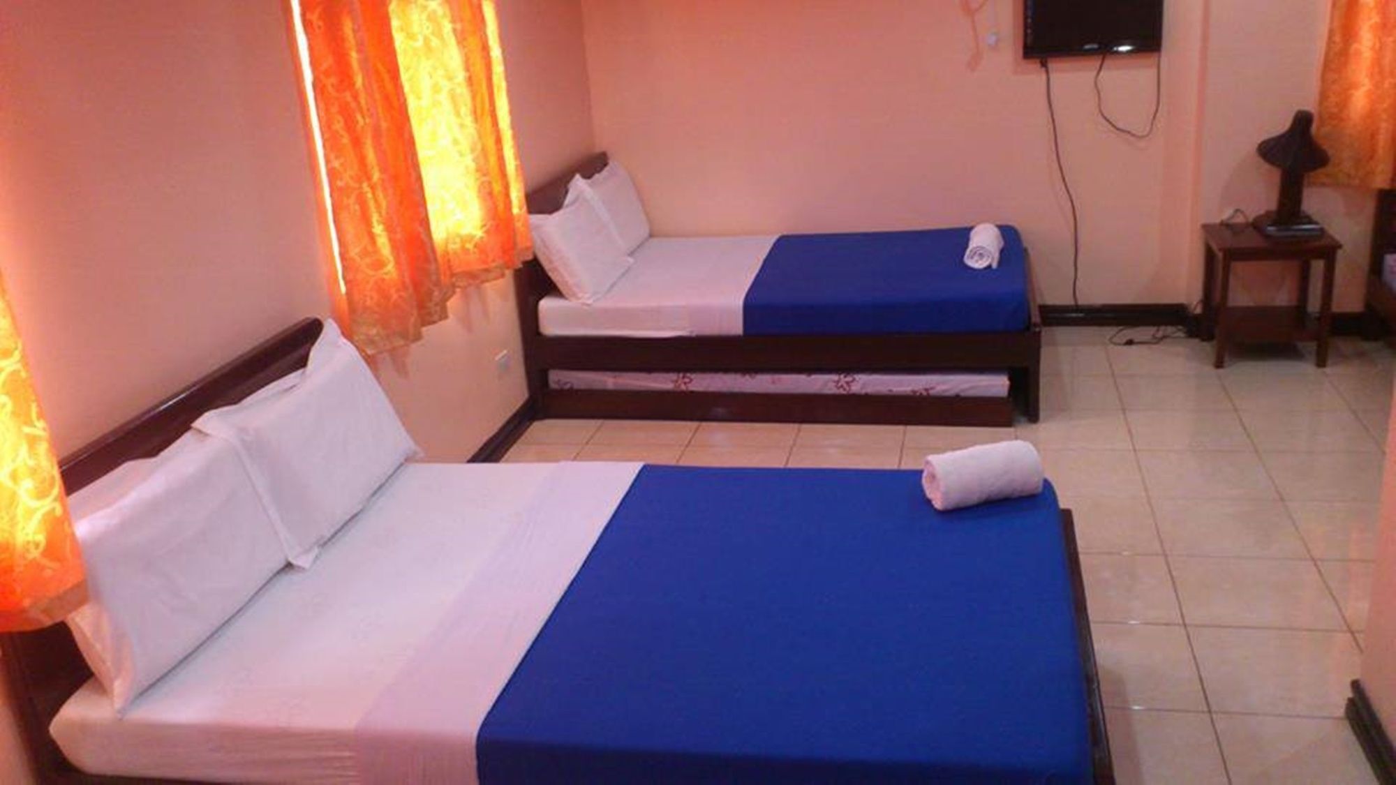 Rooms R Us - Voyagers Palace Puerto Princesa Exterior foto